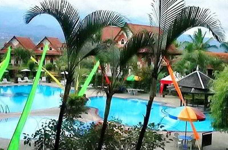 Royal Hotel And Villa Batu Batu  Exteriör bild