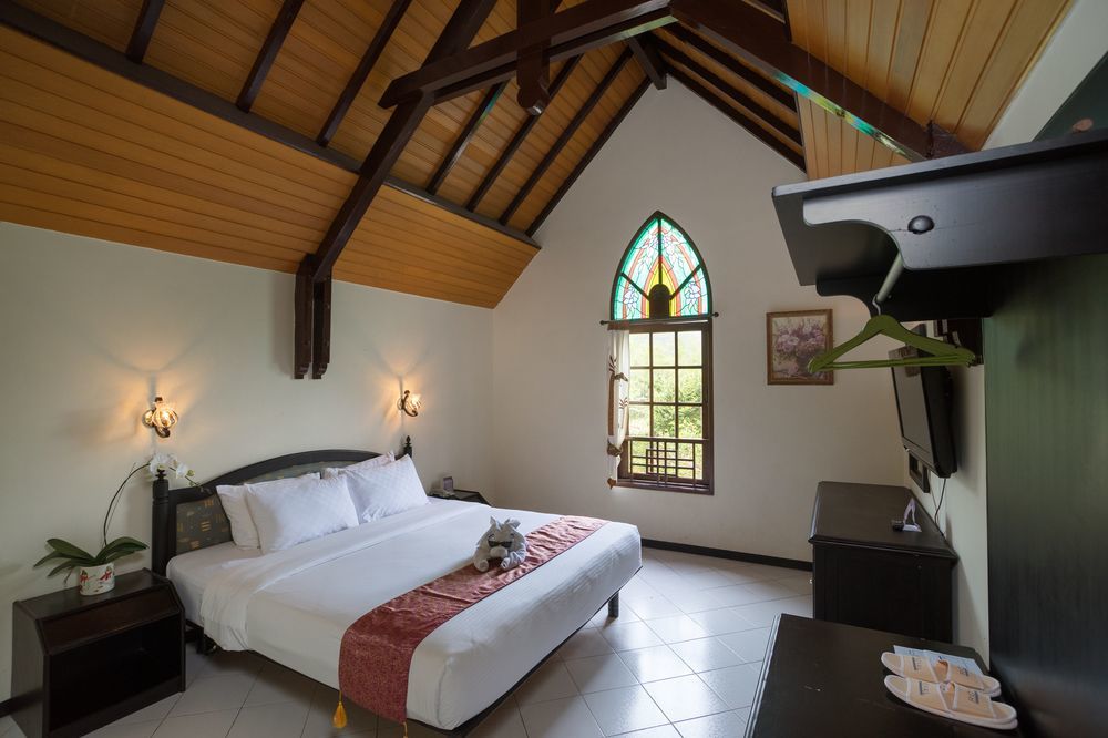 Royal Hotel And Villa Batu Batu  Exteriör bild